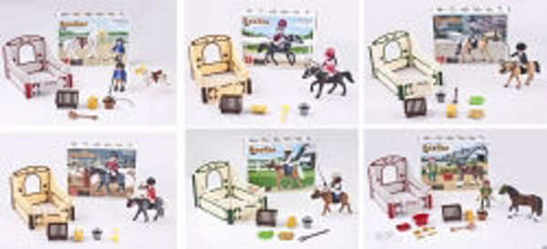 Picture of TOY HORSE & STABLE XMAS PLAY SET ASST DE